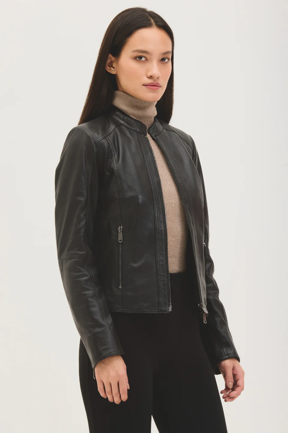 ANYA - Image 5