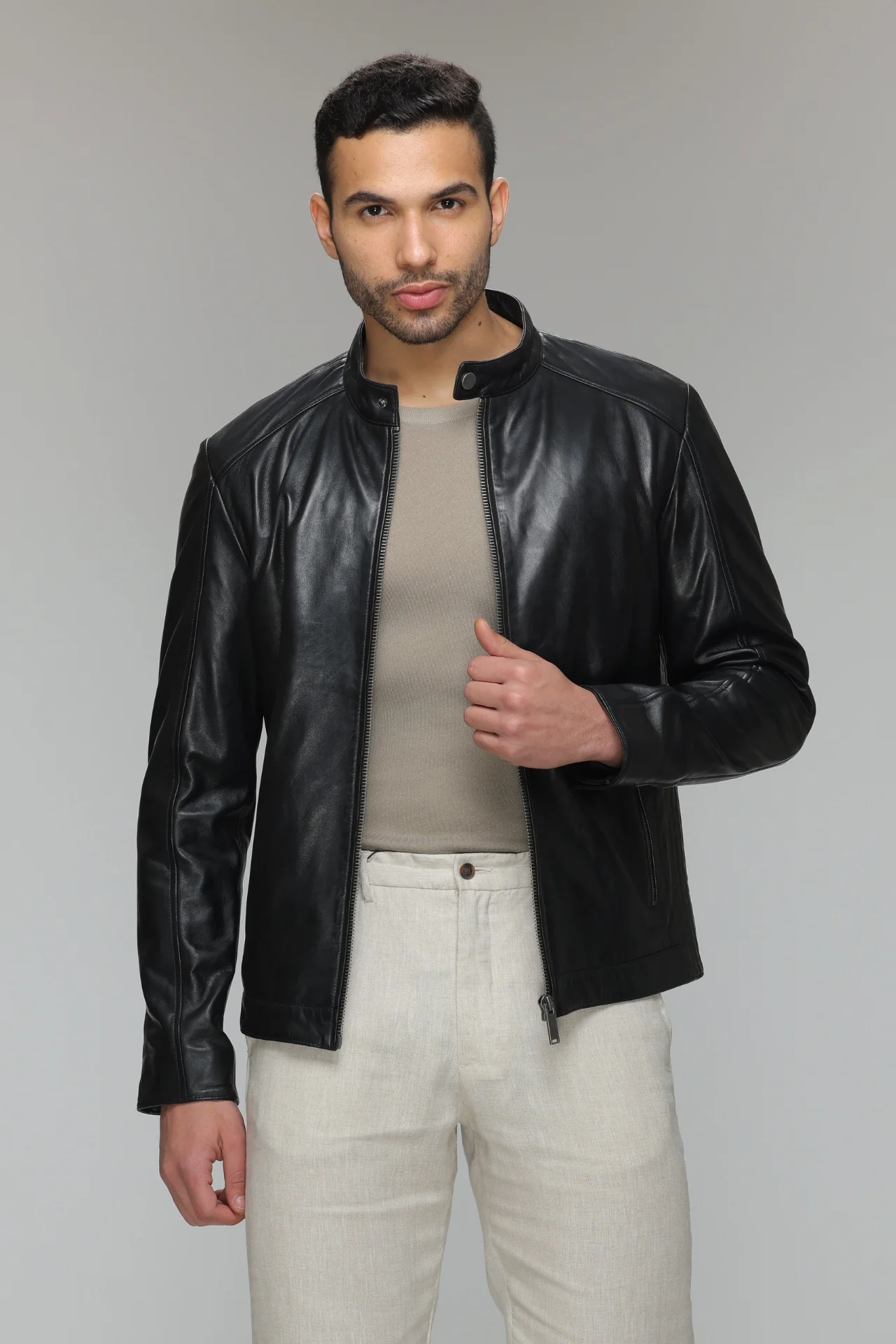 EASTON - Image 4