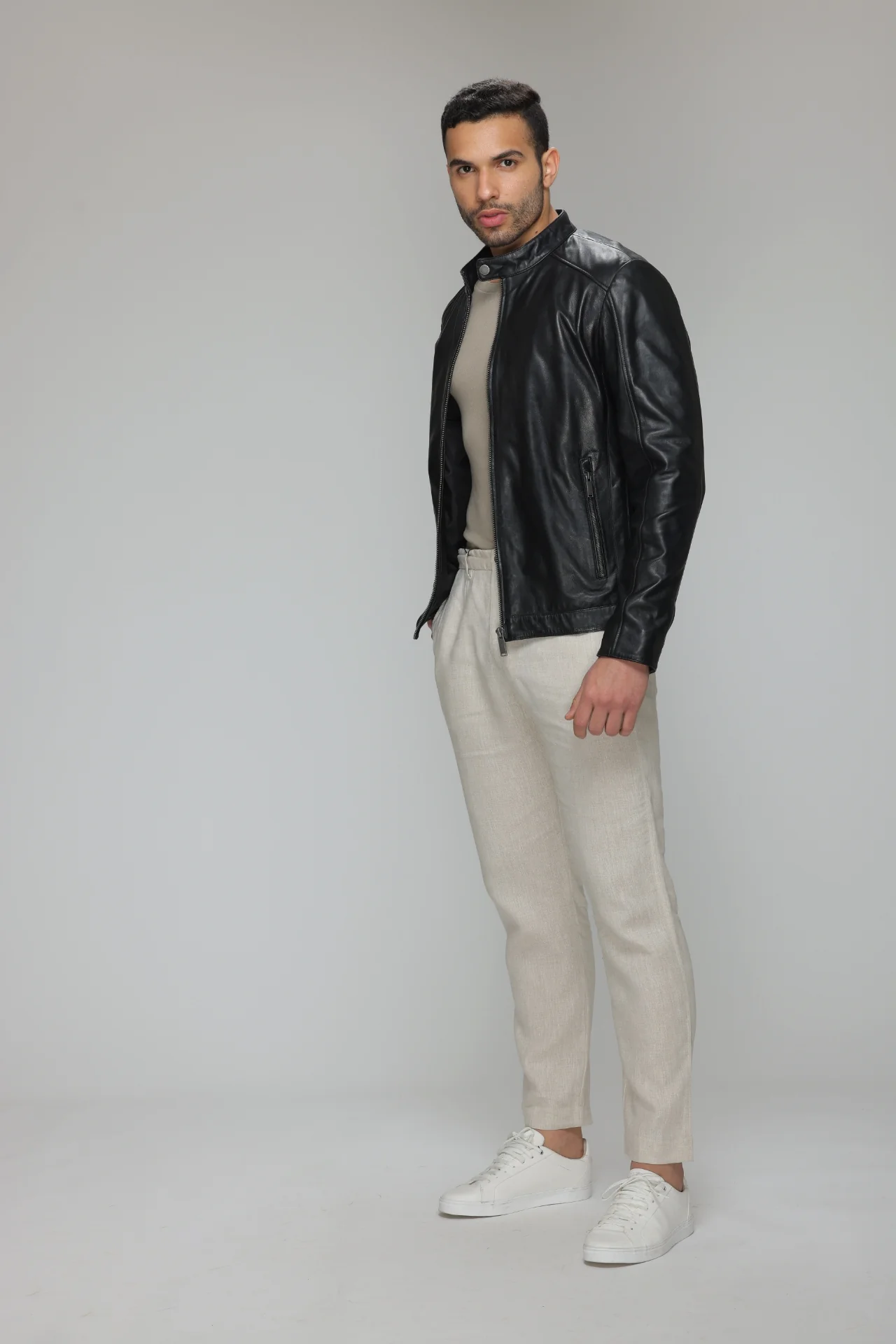 EASTON - Image 5
