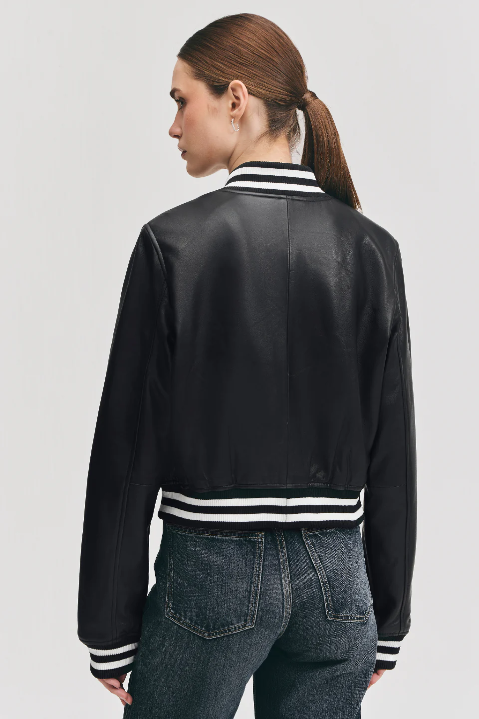 CLARA - Image 7