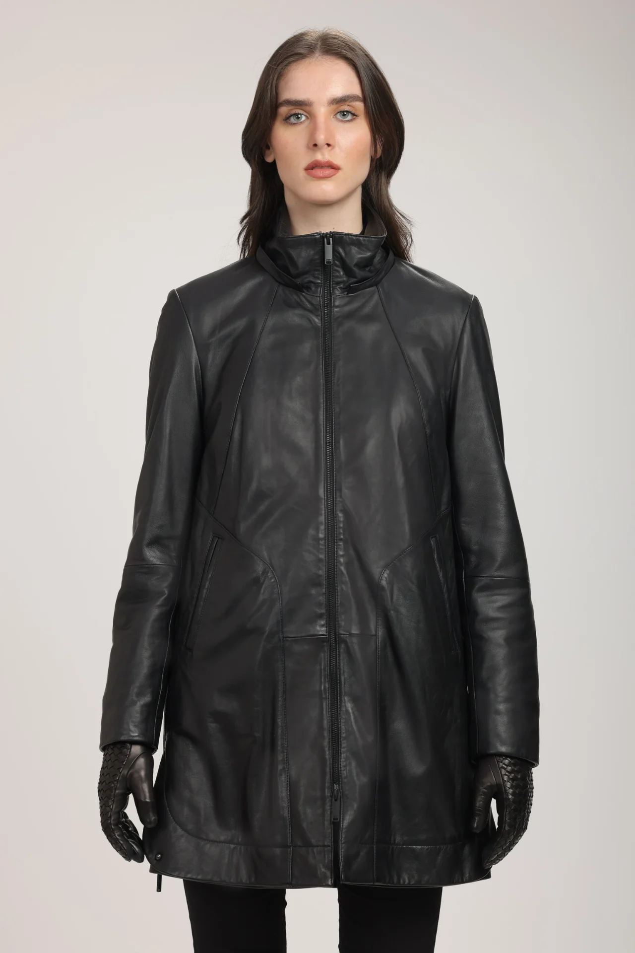 CHLOE - Image 5