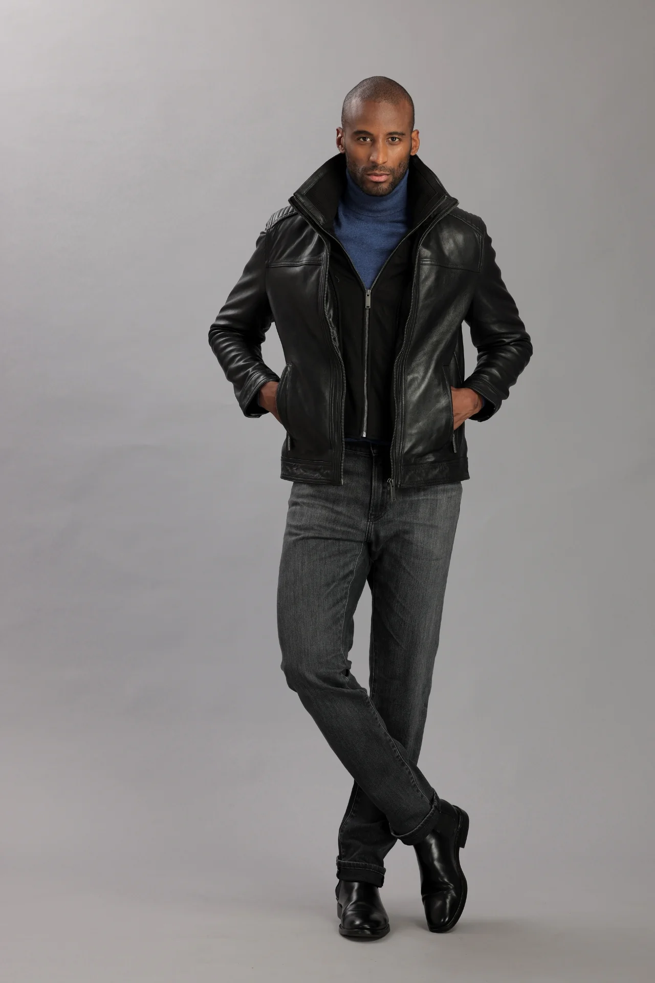 CONRAD - Image 6
