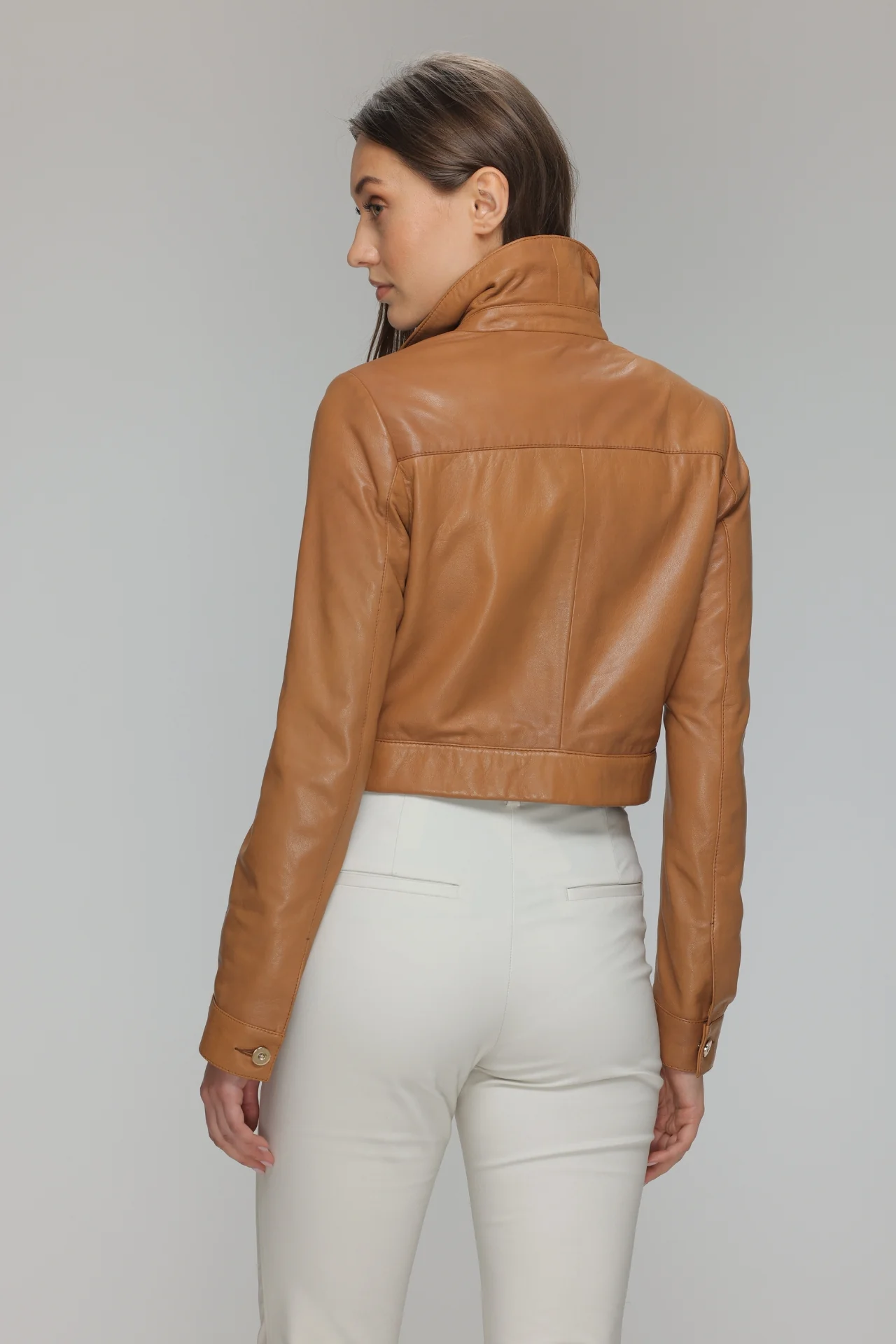 CYNTHIA - Image 6