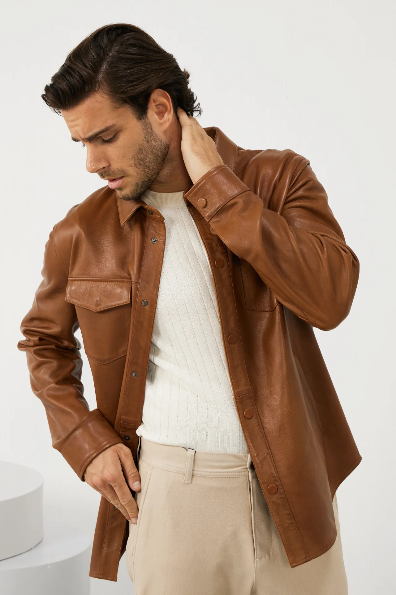 MILES - Image 5