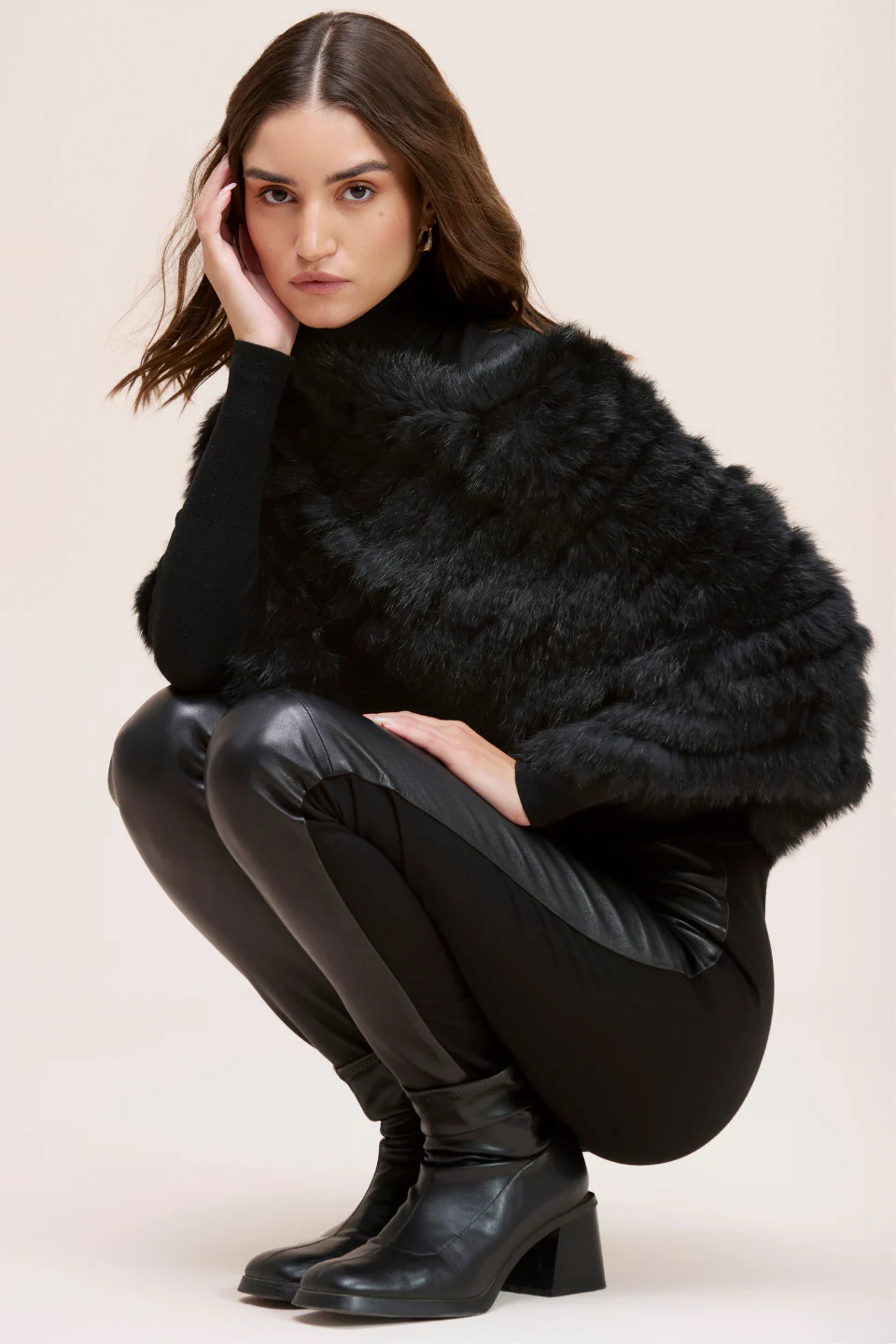 GEANA FUR PONCHO - Image 3
