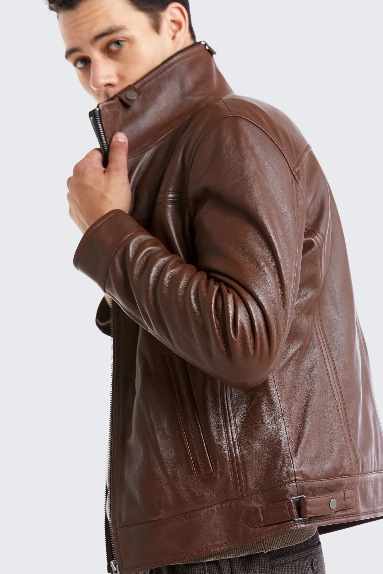 CONNOR - Image 6