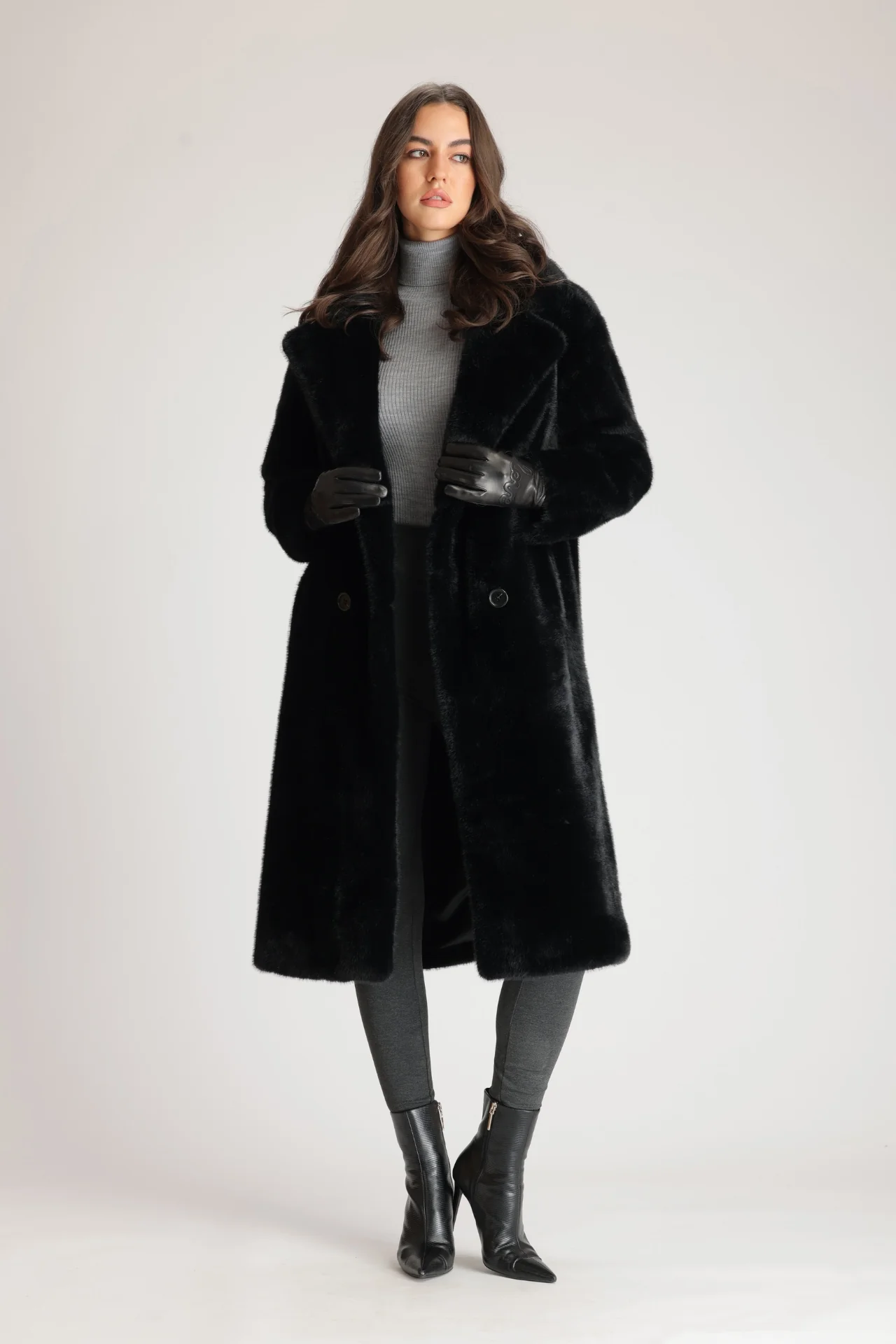 CHRISTY - Image 4