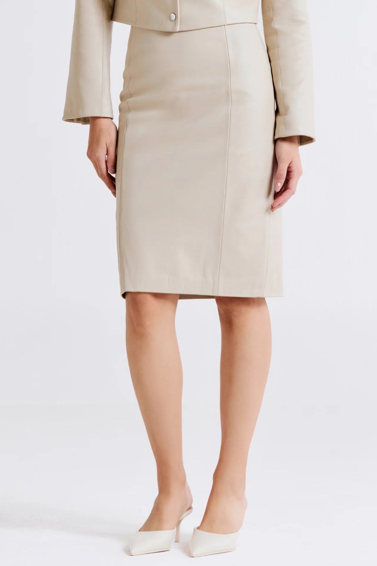 LORNA - Image 5