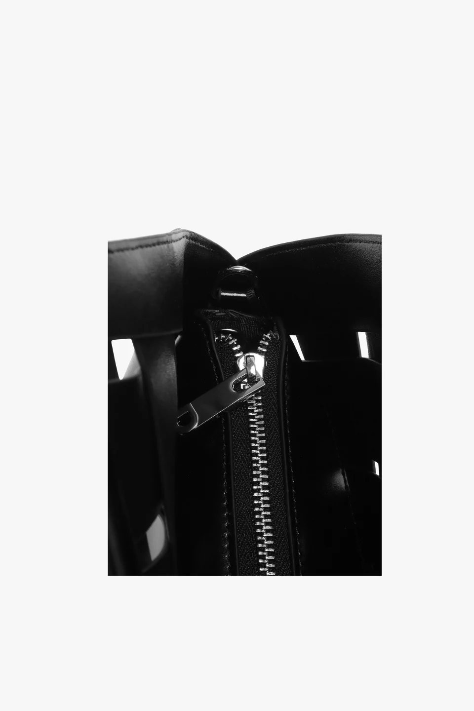 LOUISA SHOULDER BAG - Image 5
