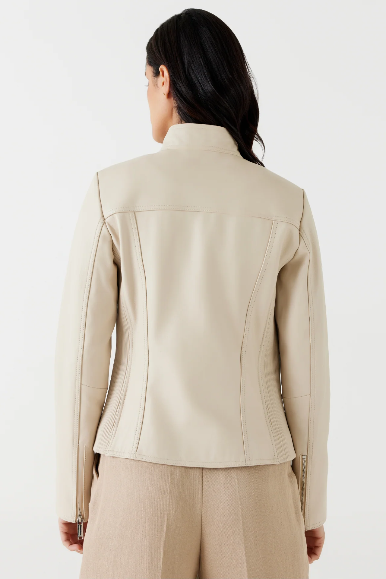 MAGALIE - Image 6