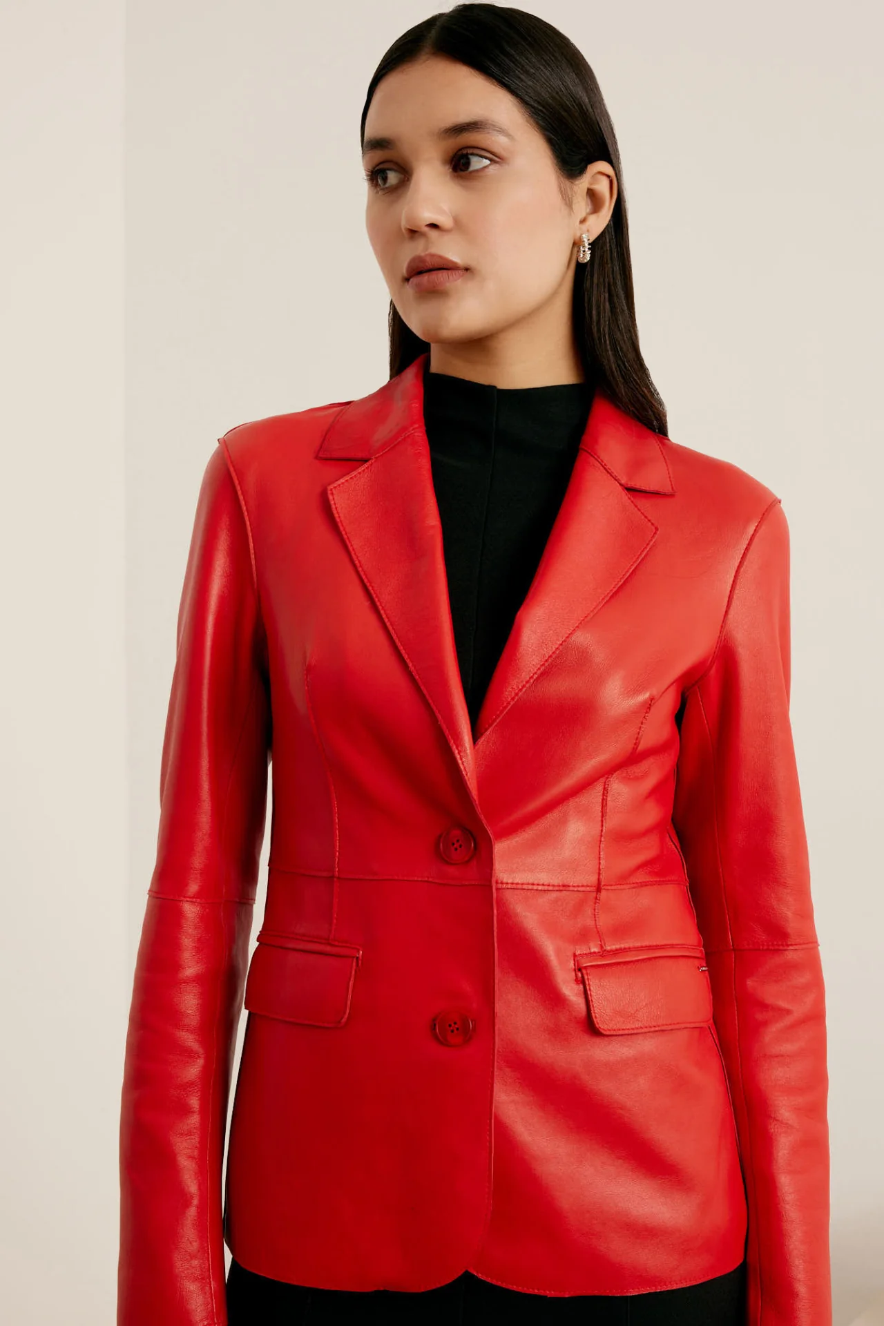 NINA - Image 3