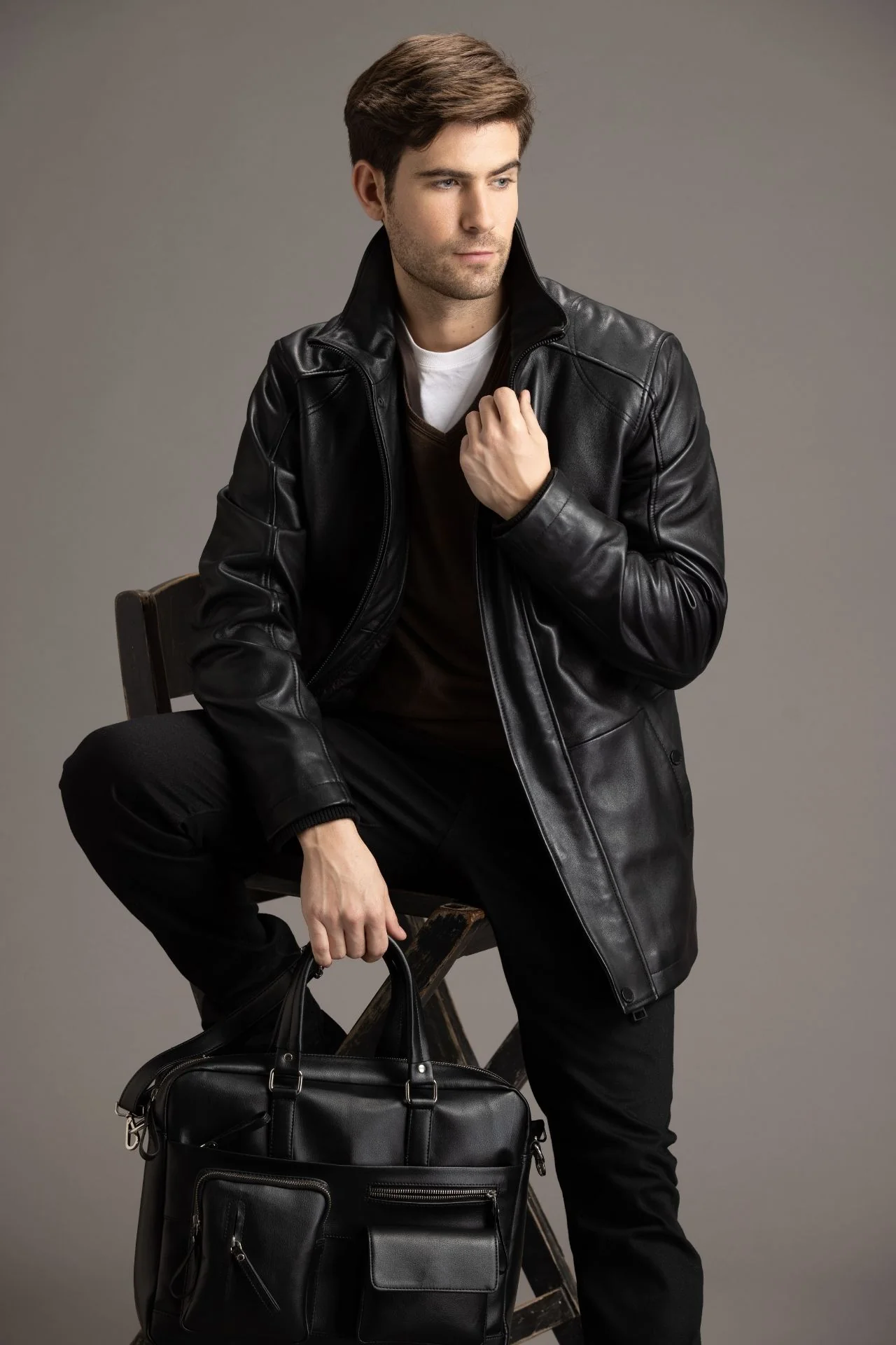 NIKOLAS - Image 8