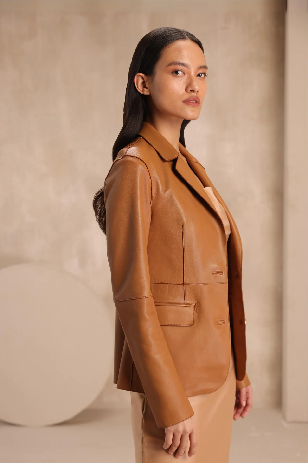 NINA - Image 3