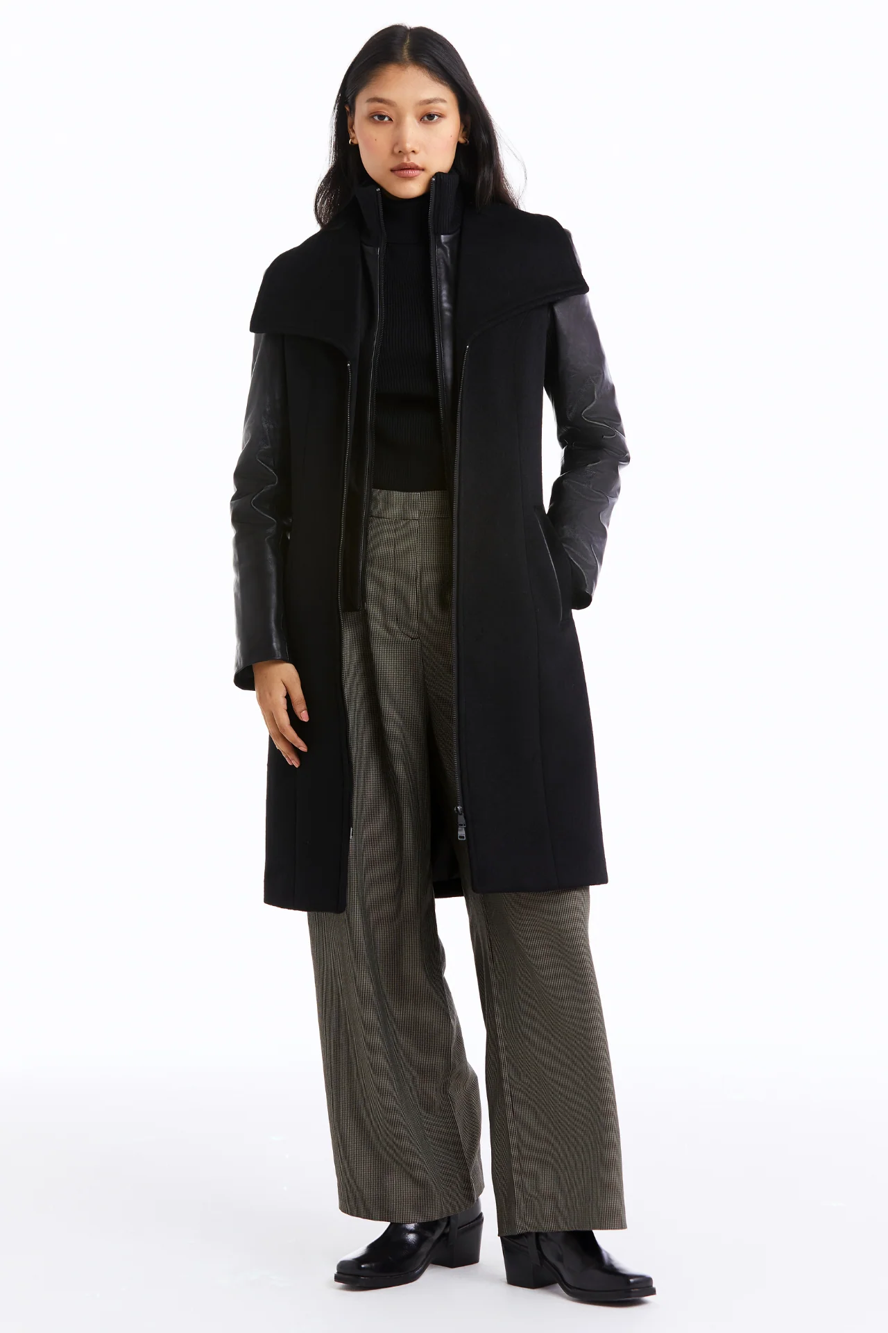 CLAUDINE - Image 2