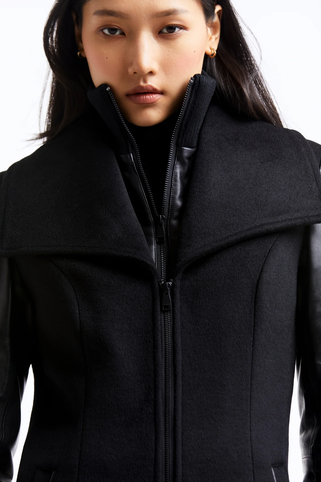 CLAUDINE - Image 5